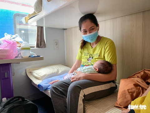 Dành những toa tàu tốt nhất đưa người dân về quê - Ảnh 4. Dành những toa tàu tốt nhất đưa người dân về quê - Ảnh 4.