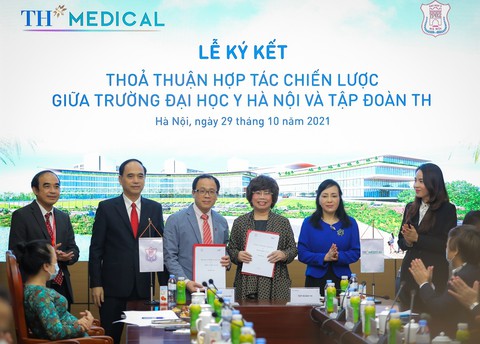 Tập đoàn TH hợp tác chiến lược với Đại học Y Hà Nội xây dựng Trung tâm Công nghệ tế bào - Ảnh 1. Tập đoàn TH hợp tác chiến lược với Đại học Y Hà Nội xây dựng Trung tâm Công nghệ tế bào - Ảnh 1.
