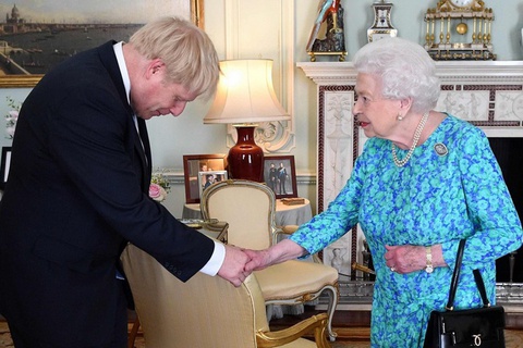 Anh trấn an những lo ngại về sức khỏe của Nữ hoàng Elizabeth II - Ảnh 1. Anh trấn an những lo ngại về sức khỏe của Nữ hoàng Elizabeth II - Ảnh 1.