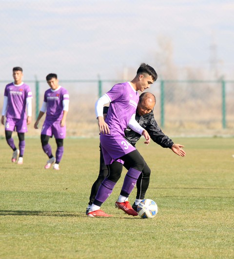 Ông Park cho U23 Việt Nam đá đối kháng để tìm đội hình mạnh đấu U23 Myanmar - Ảnh 2. Ông Park cho U23 Việt Nam đá đối kháng để tìm đội hình mạnh đấu U23 Myanmar - Ảnh 2.