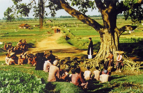 Đạo diễn Việt Linh kể chuyện kiểm duyệt phim: Phóng túng và hẹp hòi - Ảnh 1. Đạo diễn Việt Linh kể chuyện kiểm duyệt phim: Phóng túng và hẹp hòi - Ảnh 1.