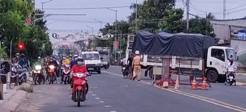 Sóc Trăng chuyển màu từ xanh sang vàng do số ca nhiễm tăng - Ảnh 1. Sóc Trăng chuyển màu từ xanh sang vàng do số ca nhiễm tăng - Ảnh 1.