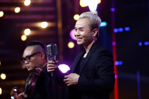 Lê Hoàng lại gây sốc: Gái đẹp xăm gì cũng đẹp, còn gái xấu xăm gì cũng xấu - Ảnh 2. Lê Hoàng lại gây sốc: Gái đẹp xăm gì cũng đẹp, còn gái xấu xăm gì cũng xấu - Ảnh 2.