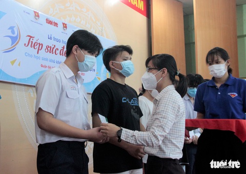 Dù thế nào cũng không bỏ cuộc - Ảnh 1. Dù thế nào cũng không bỏ cuộc - Ảnh 1.
