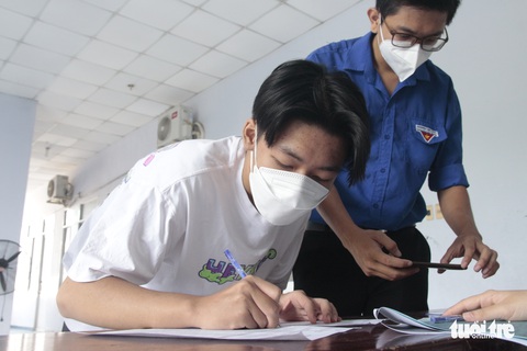 Dù thế nào cũng không bỏ cuộc - Ảnh 4. Dù thế nào cũng không bỏ cuộc - Ảnh 4.