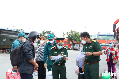 Xe khách liên tỉnh Tây Ninh và TP.HCM chạy lại - Ảnh 1. Xe khách liên tỉnh Tây Ninh và TP.HCM chạy lại - Ảnh 1.