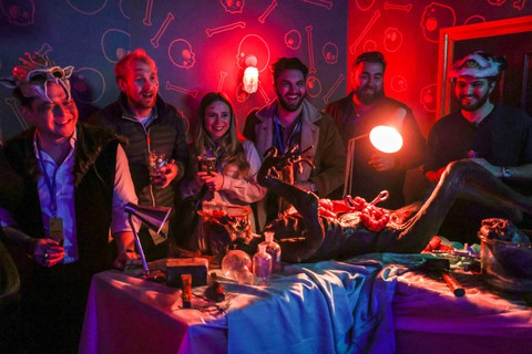Đủ sắc màu thế giới mừng lễ hội hóa trang Halloween - Ảnh 2. Đủ sắc màu thế giới mừng lễ hội hóa trang Halloween - Ảnh 2.