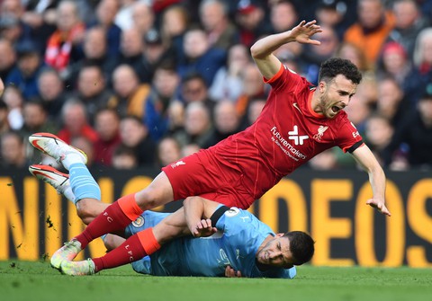 Liverpool và Man City tạo ra trận hòa điên rồ tại Anfield - Ảnh 1. Liverpool và Man City tạo ra trận hòa điên rồ tại Anfield - Ảnh 1.