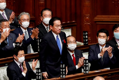 Ông Kishida trở thành thủ tướng thứ 100 của Nhật, rò rỉ thông tin nội các mới - Ảnh 1. Ông Kishida trở thành thủ tướng thứ 100 của Nhật, rò rỉ thông tin nội các mới - Ảnh 1.