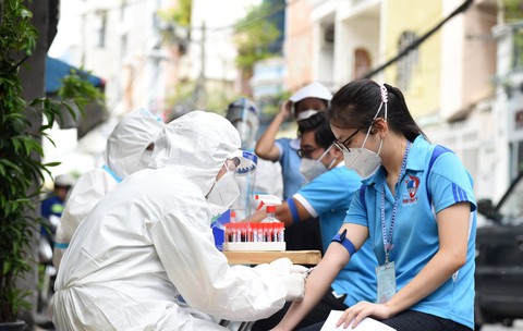 Sở Y tế TP.HCM gửi văn bản khẩn: Không xét nghiệm kháng thể không cần thiết, sai mục đích - Ảnh 1. Sở Y tế TP.HCM gửi văn bản khẩn: Không xét nghiệm kháng thể không cần thiết, sai mục đích - Ảnh 1.