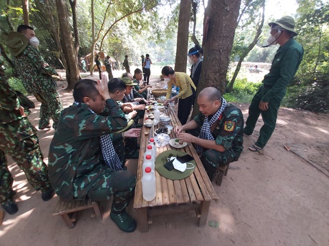 Công ty du lịch, lữ hành TP.HCM bán tour trở lại - Ảnh 1. Công ty du lịch, lữ hành TP.HCM bán tour trở lại - Ảnh 1.