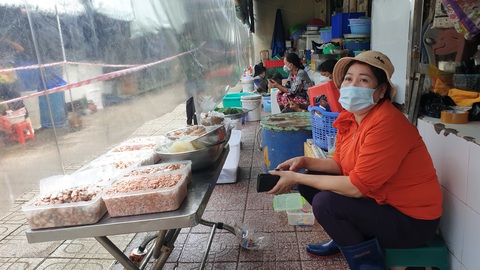 Trong 2 ngày, thêm 6 chợ ở TP.HCM mở cửa lại, sẽ còn mở tiếp - Ảnh 1. Trong 2 ngày, thêm 6 chợ ở TP.HCM mở cửa lại, sẽ còn mở tiếp - Ảnh 1.