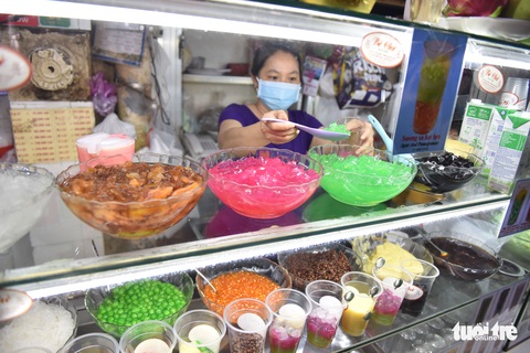 Hình ảnh chợ Bến Thành hoạt động trở lại - Ảnh 7. Hình ảnh chợ Bến Thành hoạt động trở lại - Ảnh 7.