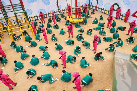Squid Game gây sốt toàn cầu - Ảnh 5. Squid Game gây sốt toàn cầu - Ảnh 5.