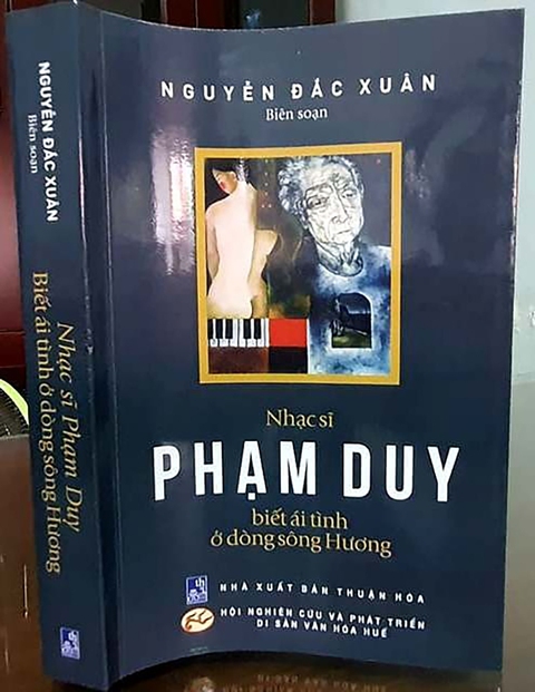Ra mắt sách nhân tròn 100 năm người yêu tiếng nước tôi ra đời - Ảnh 1. Ra mắt sách nhân tròn 100 năm người yêu tiếng nước tôi ra đời - Ảnh 1.