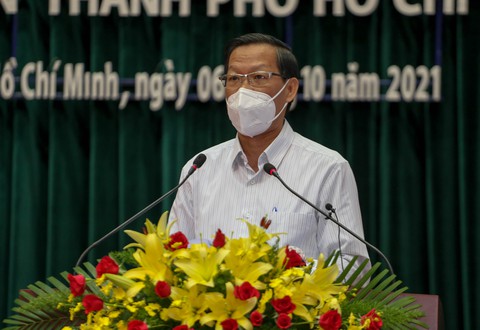 Chủ tịch Phan Văn Mãi: Đến tháng 11, TP.HCM cũng chưa thể bình thường mới - Ảnh 1. Chủ tịch Phan Văn Mãi: Đến tháng 11, TP.HCM cũng chưa thể bình thường mới - Ảnh 1.
