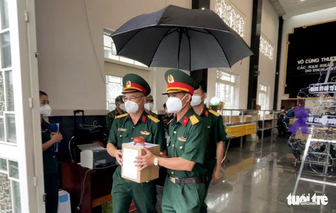 Vượt ngàn cây số đưa tro cốt đồng bào miền Trung - Tây Nguyên về quê mẹ - Ảnh 2. Vượt ngàn cây số đưa tro cốt đồng bào miền Trung - Tây Nguyên về quê mẹ - Ảnh 2.