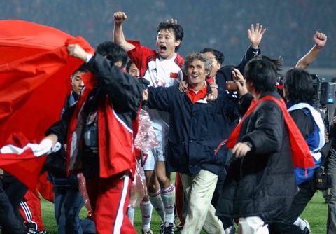 Ngày này 20 năm trước, Trung Quốc giành vé dự World Cup 2002 - Ảnh 1. Ngày này 20 năm trước, Trung Quốc giành vé dự World Cup 2002 - Ảnh 1.
