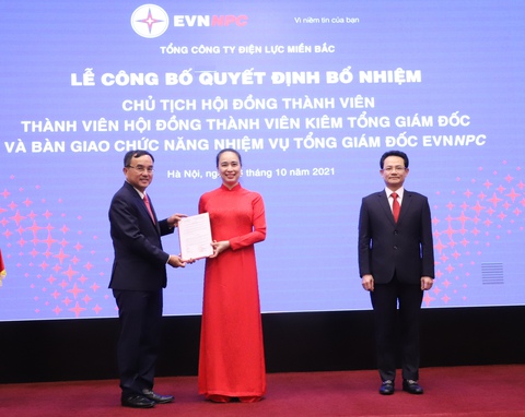 EVNNPC công bố quyết định bổ nhiệm Chủ tịch HĐTV và Tổng giám đốc - Ảnh 2. EVNNPC công bố quyết định bổ nhiệm Chủ tịch HĐTV và Tổng giám đốc - Ảnh 2.