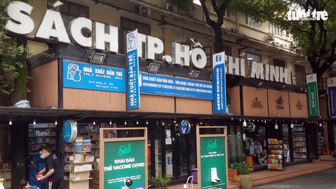 Đường sách TP.HCM hoạt động lại từ ngày 9-10 - Ảnh 1. Đường sách TP.HCM hoạt động lại từ ngày 9-10 - Ảnh 1.