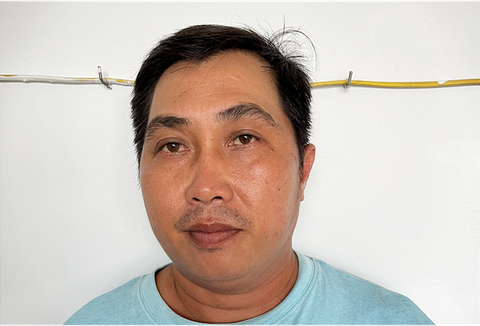 Hàng chục trinh sát vây bắt ổ cờ bạc có người cảnh giới tinh vi - Ảnh 2. Hàng chục trinh sát vây bắt ổ cờ bạc có người cảnh giới tinh vi - Ảnh 2.