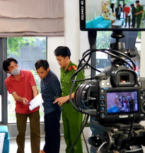 Game show, phim truyền hình khởi động lại sản xuất trong dè dặt - Ảnh 3. Game show, phim truyền hình khởi động lại sản xuất trong dè dặt - Ảnh 3.