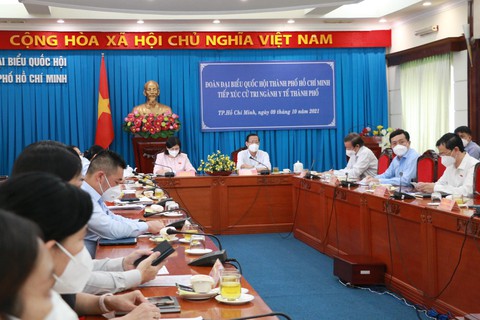 Bộ Y tế: Dự kiến tháng 10 bắt đầu tiêm vắc xin cho trẻ từ 12-17 tuổi - Ảnh 1. Bộ Y tế: Dự kiến tháng 10 bắt đầu tiêm vắc xin cho trẻ từ 12-17 tuổi - Ảnh 1.