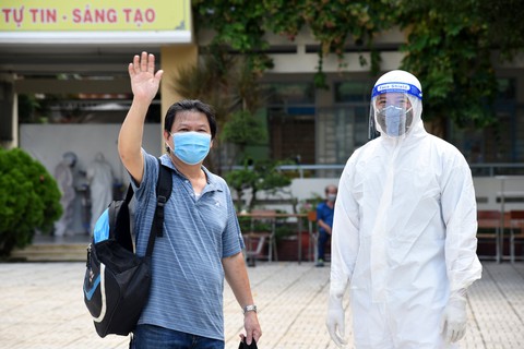 Cuối tháng 10 các bệnh viện dã chiến ở TP.HCM ngừng hoạt động, hoàn thành sứ mệnh - Ảnh 4. Cuối tháng 10 các bệnh viện dã chiến ở TP.HCM ngừng hoạt động, hoàn thành sứ mệnh - Ảnh 4.