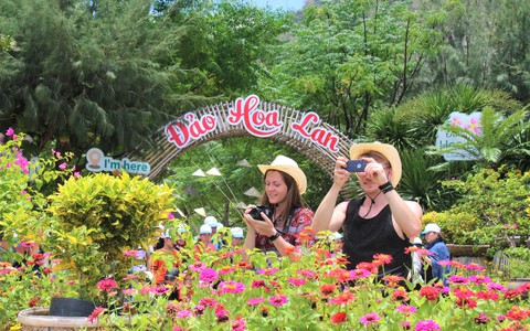 khanh hoa don khach nga 10-10 6(read-only) khanh hoa don khach nga 10-10 6(read-only)