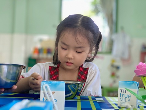 Bài toán dinh dưỡng và thể lực học đường: ‘Khó thành công nếu thiếu doanh nghiệp đồng hành’ - Ảnh 4. Bài toán dinh dưỡng và thể lực học đường: ‘Khó thành công nếu thiếu doanh nghiệp đồng hành’ - Ảnh 4.