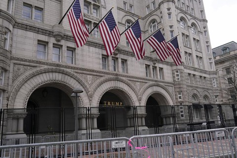 Khách sạn ông Trump thua lỗ hàng chục triệu USD - Ảnh 1. Khách sạn ông Trump thua lỗ hàng chục triệu USD - Ảnh 1.