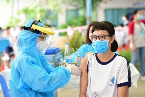 Tin sáng 1-11: TP.HCM 45% là vùng xanh; một số tỉnh thành lại chống dịch biện pháp mạnh - Ảnh 1. Tin sáng 1-11: TP.HCM 45% là vùng xanh; một số tỉnh thành lại chống dịch biện pháp mạnh - Ảnh 1.