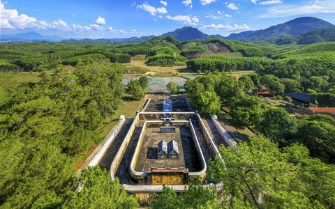 Bí ẩn nghìn thu Thiên Thọ lăng - Kỳ 1: Giấc ngủ nghìn thu giữa trùng sơn - Ảnh 1. Bí ẩn nghìn thu Thiên Thọ lăng - Kỳ 1: Giấc ngủ nghìn thu giữa trùng sơn - Ảnh 1.