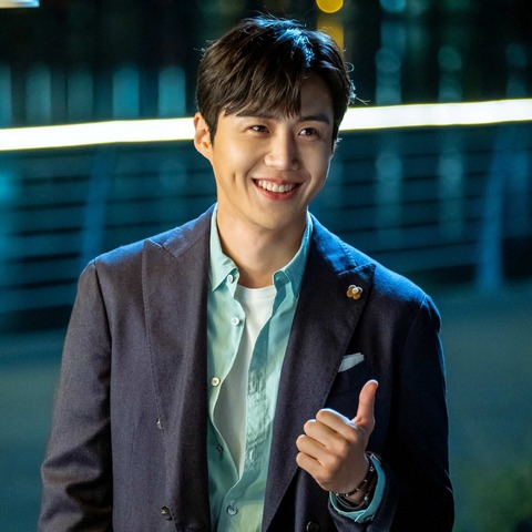 Kim Seon Ho được minh oan, suýt tan sự nghiệp vì phong sát - Ảnh 2. Kim Seon Ho được minh oan, suýt tan sự nghiệp vì phong sát - Ảnh 2.