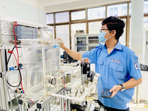 Sinh viên năm cuối ở TP.HCM trở lại trường từ sáng 1-11 - Ảnh 6. Sinh viên năm cuối ở TP.HCM trở lại trường từ sáng 1-11 - Ảnh 6.