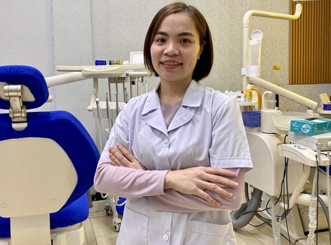 Được tiếp sức sau khi bỏ học, cô gái mồ côi đã tốt nghiệp loại ưu - Ảnh 1. Được tiếp sức sau khi bỏ học, cô gái mồ côi đã tốt nghiệp loại ưu - Ảnh 1.