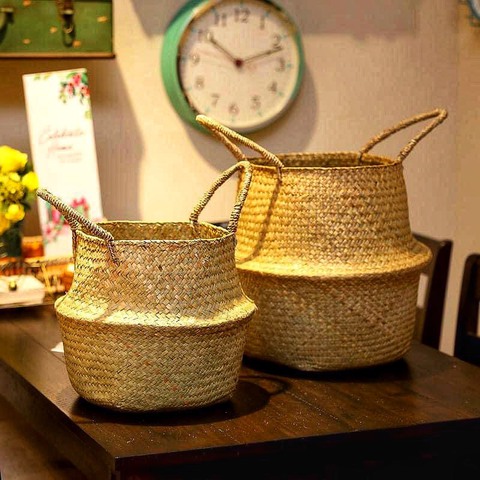 Mang túi cói đi chợ, nhìn... quê quê, nhưng nhiều người hỏi mua - Ảnh 1. Mang túi cói đi chợ, nhìn... quê quê, nhưng nhiều người hỏi mua - Ảnh 1.