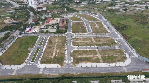 Chủ tịch Vimedimex chơi chiêu mua rẻ đất đấu giá ra sao? - Ảnh 2. Chủ tịch Vimedimex chơi chiêu mua rẻ đất đấu giá ra sao? - Ảnh 2.