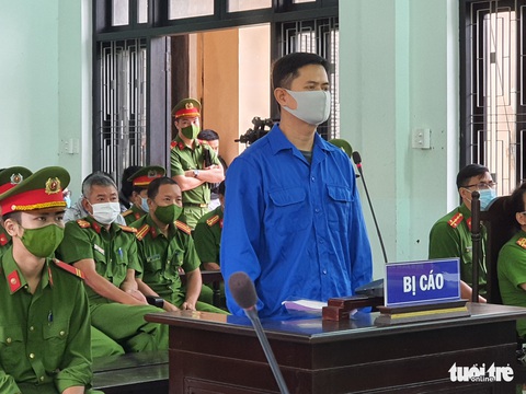 Bị hại rút đơn tố cáo tội hiếp dâm, bác sĩ được giảm án - Ảnh 1. Bị hại rút đơn tố cáo tội hiếp dâm, bác sĩ được giảm án - Ảnh 1.