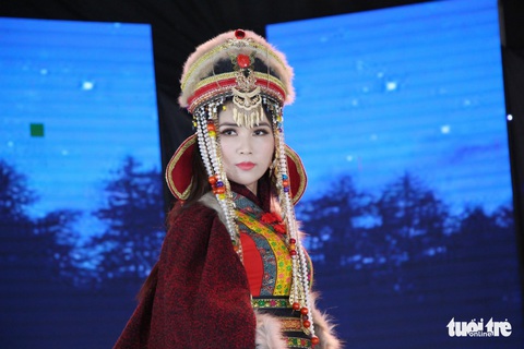 ‘Hoa hậu cải lương’ tiếp cận giới trẻ bằng cả tâm tình - Ảnh 1. ‘Hoa hậu cải lương’ tiếp cận giới trẻ bằng cả tâm tình - Ảnh 1.
