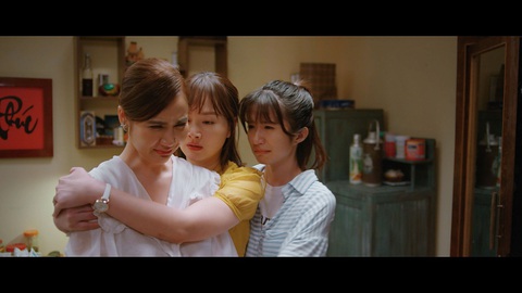 ‘Thương ngày nắng về’: câu chuyện cảm động về ‘mẹ siêu nhân’ cùng gánh bún - Ảnh 2. ‘Thương ngày nắng về’: câu chuyện cảm động về ‘mẹ siêu nhân’ cùng gánh bún - Ảnh 2.