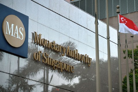 Singapore cảnh báo rủi ro tiềm ẩn về tiền điện tử khi giá bitcoin cao nhất mọi thời đại - Ảnh 1. Singapore cảnh báo rủi ro tiềm ẩn về tiền điện tử khi giá bitcoin cao nhất mọi thời đại - Ảnh 1.