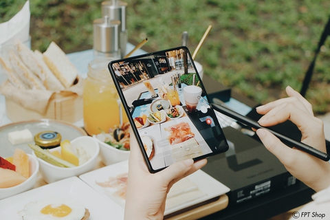 Nhận ưu đãi đến 4 triệu đồng khi mua Galaxy Z Fold3, Flip3 tại FPT Shop - Ảnh 1. Nhận ưu đãi đến 4 triệu đồng khi mua Galaxy Z Fold3, Flip3 tại FPT Shop - Ảnh 1.