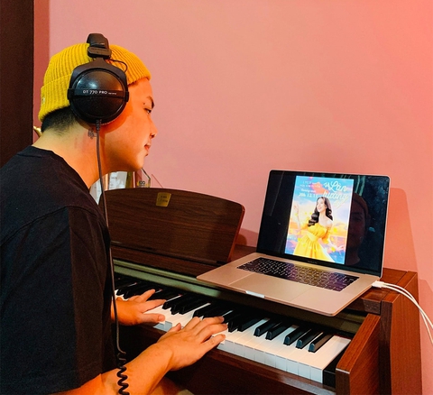 Ngọc Sơn thay Trấn Thành làm giám khảo Hát mãi ước mơ; Gia đình cục súc trở lại ấn tượng - Ảnh 4. Ngọc Sơn thay Trấn Thành làm giám khảo Hát mãi ước mơ; Gia đình cục súc trở lại ấn tượng - Ảnh 4.