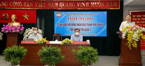 Cử tri quận 3 lo ngại khi số ca nhiễm COVID-19 tăng trở lại - Ảnh 1. Cử tri quận 3 lo ngại khi số ca nhiễm COVID-19 tăng trở lại - Ảnh 1.