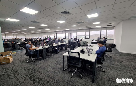 Tất bật sản xuất thời ‘bình thường mới’ trong nhà máy ở TP.HCM - Ảnh 7. Tất bật sản xuất thời ‘bình thường mới’ trong nhà máy ở TP.HCM - Ảnh 7.