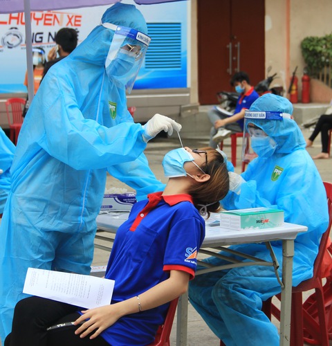 Tấm lòng thơm thảo người Sài Gòn 25 mùa tiếp sức - Ảnh 4. Tấm lòng thơm thảo người Sài Gòn 25 mùa tiếp sức - Ảnh 4.