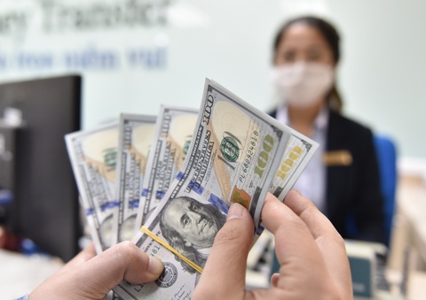 VND tăng giá: hiện tượng hay xu hướng, có ảnh hưởng đến thói quen giữ USD của dân? - Ảnh 1. VND tăng giá: hiện tượng hay xu hướng, có ảnh hưởng đến thói quen giữ USD của dân? - Ảnh 1.