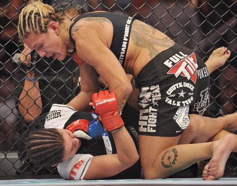 Bellator MMA 271: Đôi nét về huyền thoại MMA nữ Cris Cyborg - Ảnh 3. Bellator MMA 271: Đôi nét về huyền thoại MMA nữ Cris Cyborg - Ảnh 3.