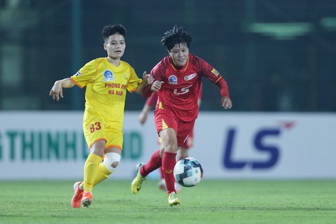TP.HCM đá bại Phong Phú Hà Nam trong ngày khởi tranh Giải bóng đá nữ vô địch quốc gia 2021 - Ảnh 1. TP.HCM đá bại Phong Phú Hà Nam trong ngày khởi tranh Giải bóng đá nữ vô địch quốc gia 2021 - Ảnh 1.